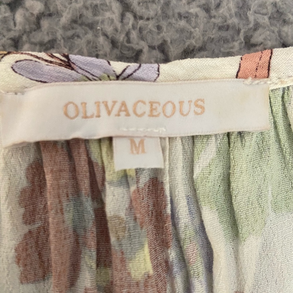 OLIVACEOUS PRINTED DRESS SIZE MEDIUM - Picture 9 of 9